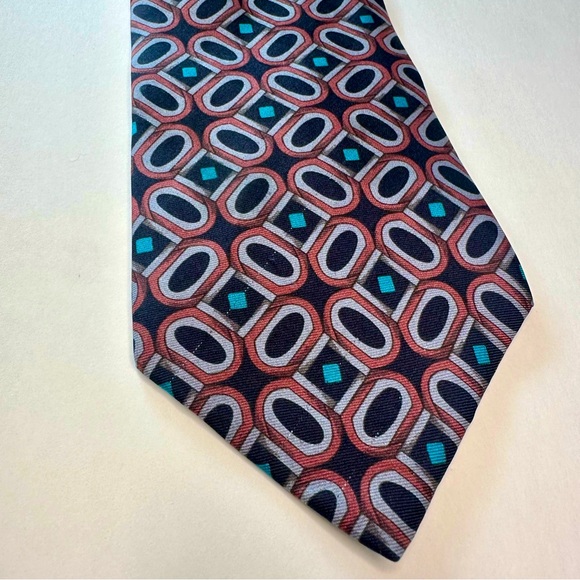 Vintage Valentino Italian Silk Classic Geometric Patterned Tie, by Mario 3.75” - Picture 2 of 7
